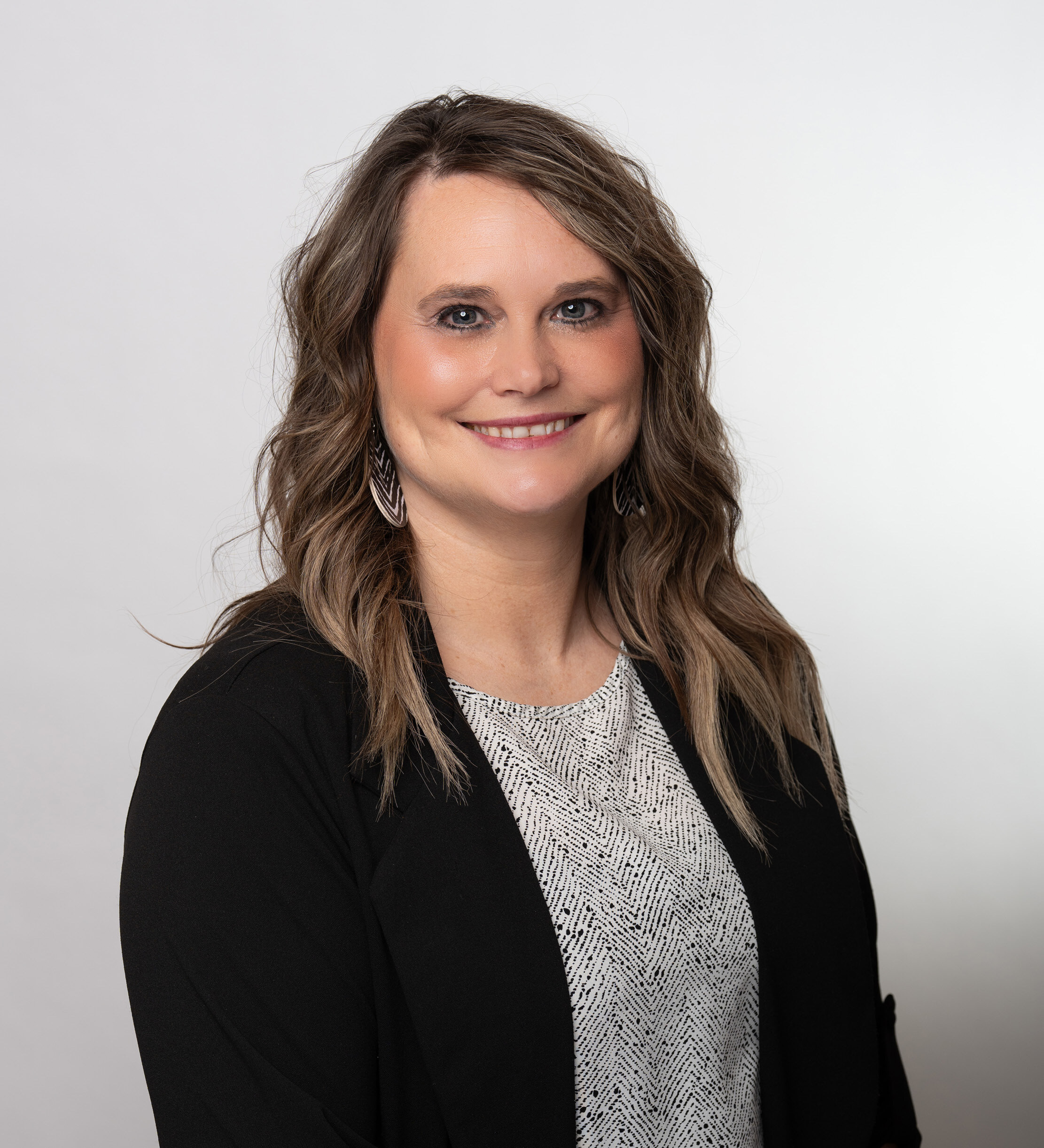 Jenny Bennet, Loan Specialist