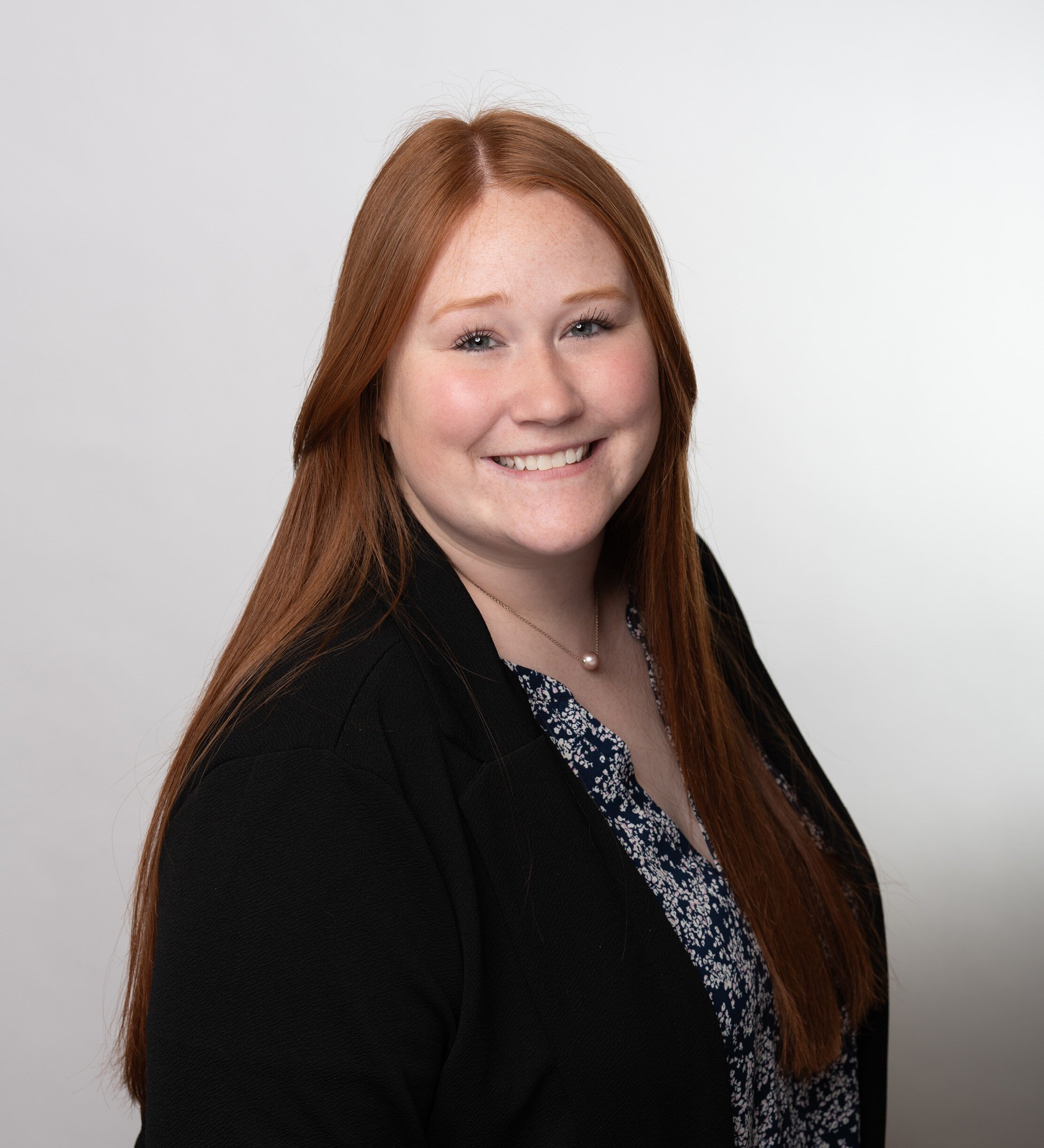 Madison Bennett, Teller Coordinator
